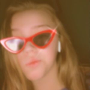 Meet your Posher, Katrina